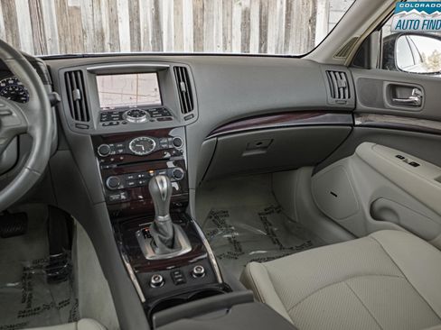 Used 2012 INFINITI G37 x w/ Premium Pkg image 16