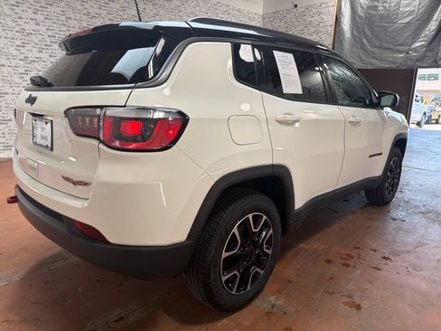 Used 2019 Jeep Compass Trailhawk AWD/4WD image 7