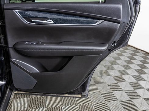 Used 2020 Cadillac XT5 Premium Luxury w/ LPO, Floor Liner Package AWD/4WD image 46