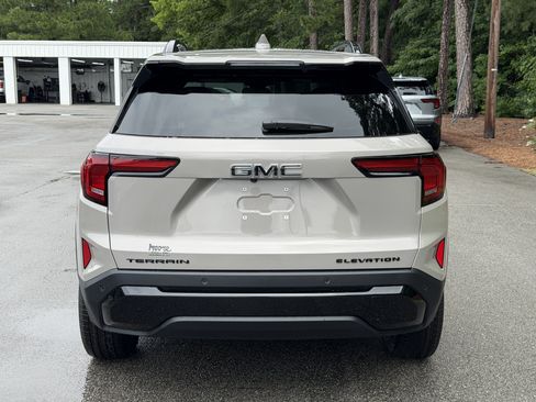 New 2026 GMC Terrain Elevation w/ Elevation Premium Package FWD image 9