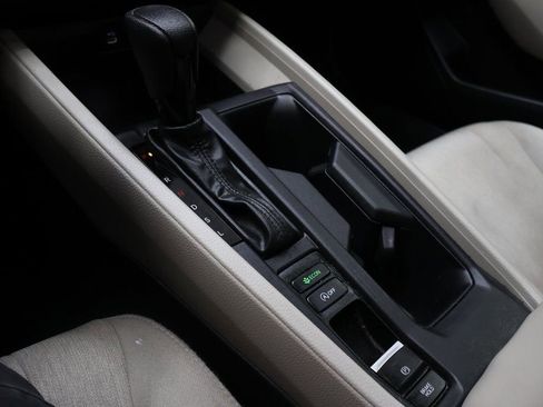 Used 2024 Honda Accord EX image 23