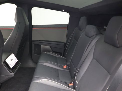 Used 2024 Tesla Cybertruck AWD Crew Cab image 24