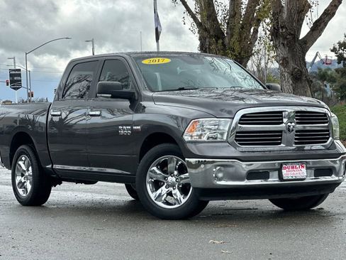 Used 2017 RAM 1500 Lone Star image 2