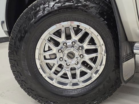 Used 2010 Dodge Ram 2500 Truck Laramie w/ Chrome Accents Group image 40