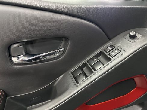 Used 2024 Nissan Frontier PRO-4X w/ Pro Convenience Package image 19