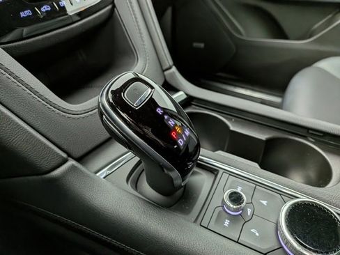 Certified 2022 Cadillac XT5 Premium Luxury image 20