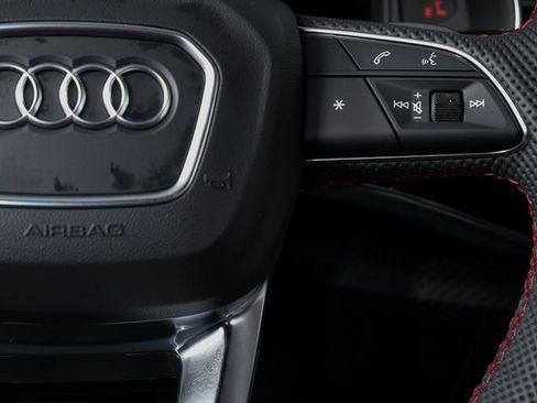 New 2026 Audi SQ8 Prestige image 11