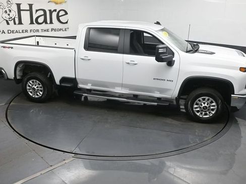 Used 2026 Chevrolet Silverado 2500 LT AWD/4WD image 44