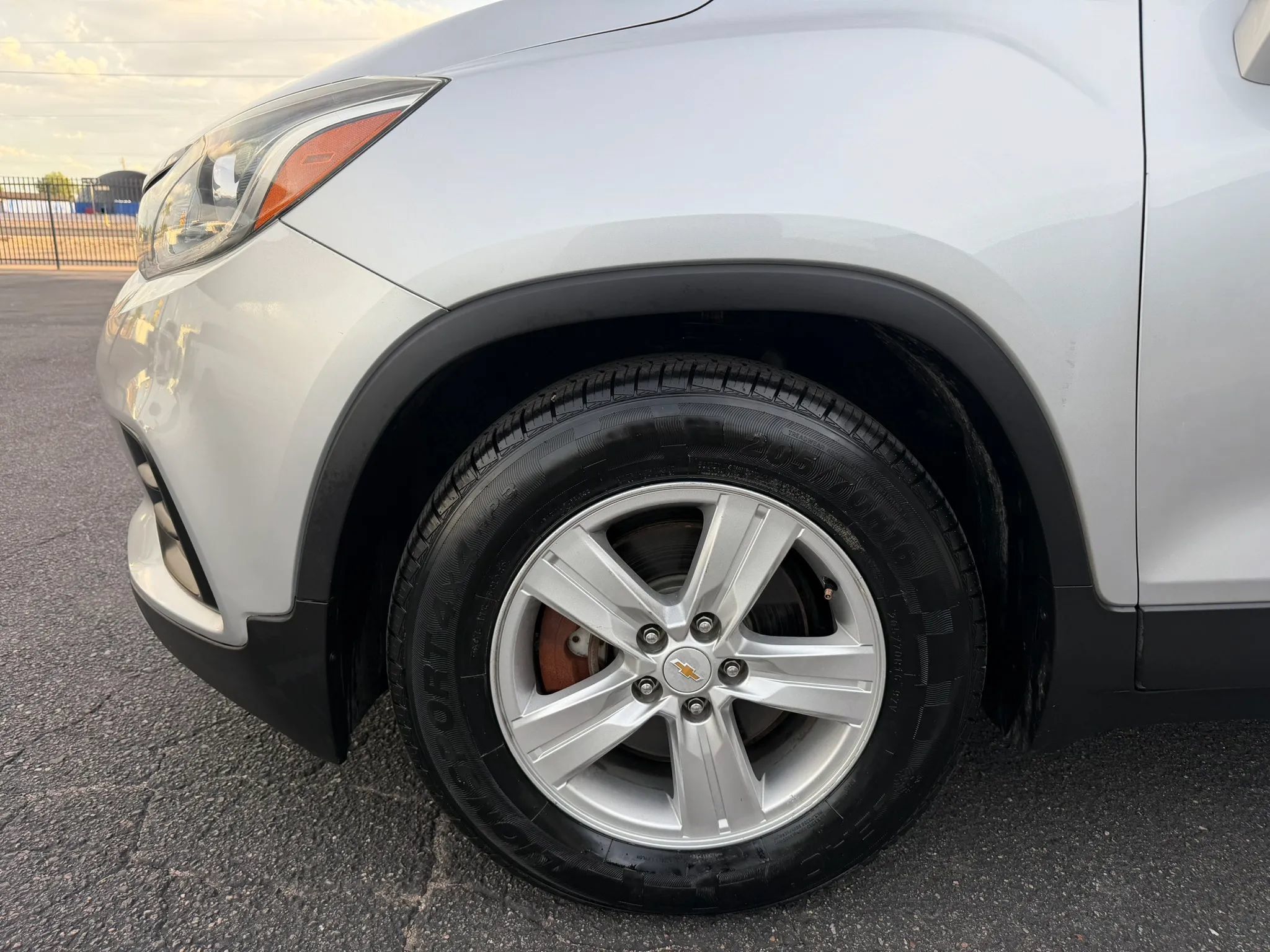 Used 2019 Chevrolet Trax LT w/ LT Convenience Package FWD image 33