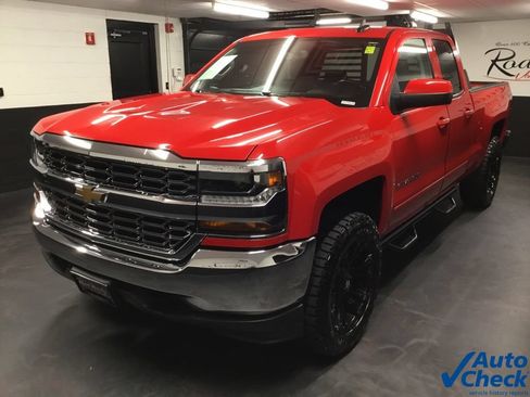 Used 2019 Chevrolet Silverado 1500 LT AWD/4WD image 6