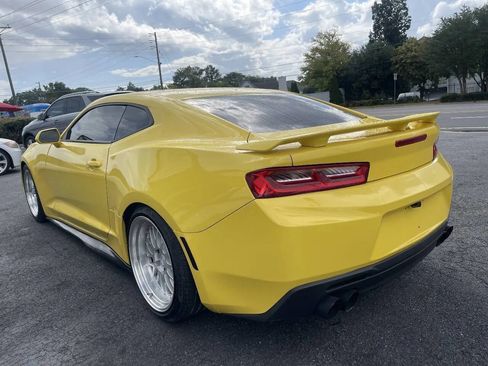 Used 2017 Chevrolet Camaro SS RWD image 5