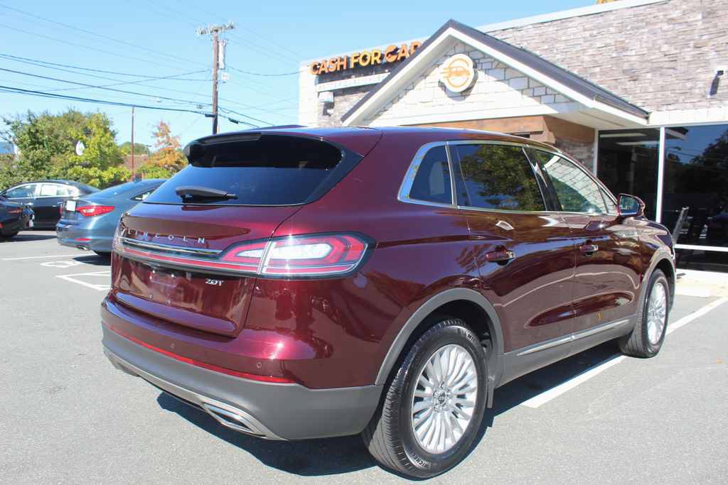 Used 2019 Lincoln Nautilus FWD image 5