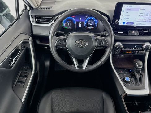 Used 2024 Toyota RAV4 Limited AWD/4WD image 16