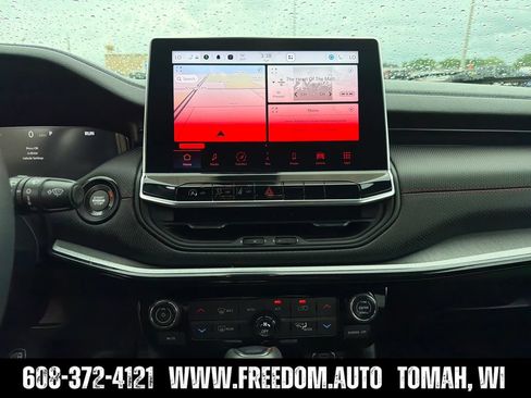 Used 2023 Jeep Compass Trailhawk w/ Trailhawk Elite Group AWD/4WD image 18