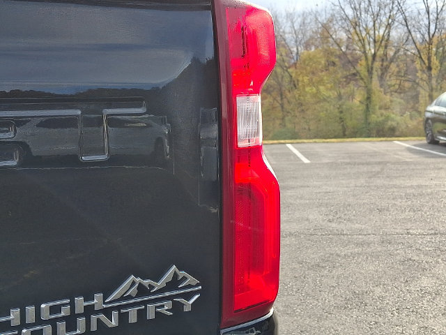 Used 2026 Chevrolet Silverado 1500 High Country w/ High Country Premium Package AWD/4WD image 8