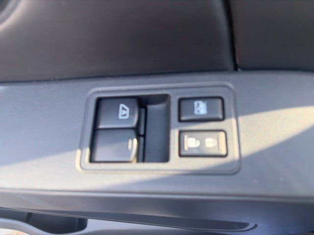 Used 2025 Nissan Frontier S RWD image 22