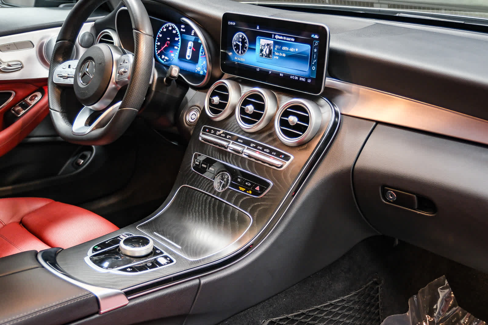 Used 2019 Mercedes-Benz C 300 Coupe image 15