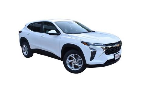 New 2026 Chevrolet Trax LS w/ LS Convenience Package image 2