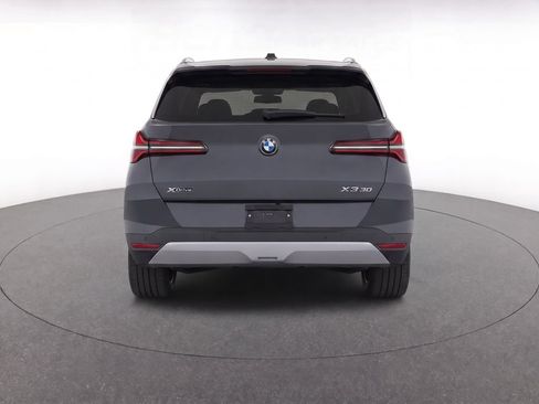 Used 2025 BMW X3 xDrive30i AWD/4WD image 4