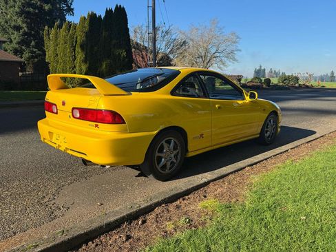 Used 2000 Acura Integra Type R image 5