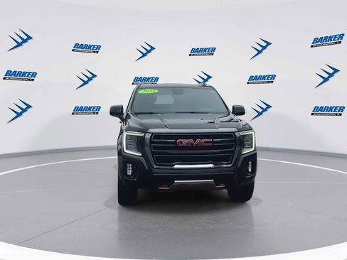 Used 2023 GMC Yukon AT4 w/ AT4 Premium Package image 3