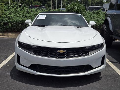 Used 2021 Chevrolet Camaro LT RWD image 3
