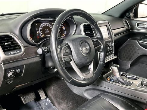 Used 2018 Jeep Grand Cherokee Limited image 12