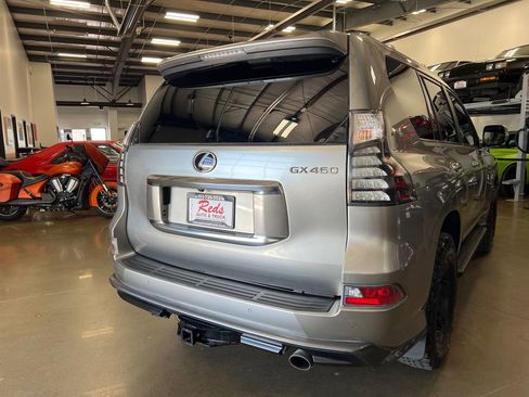 Used 2023 Lexus GX 460 Premium image 45