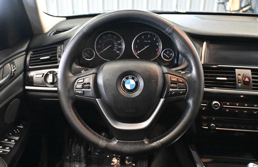 Used 2017 BMW X3 sDrive28i RWD image 11