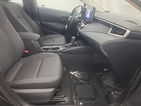 Used 2025 Toyota Corolla LE FWD image 15