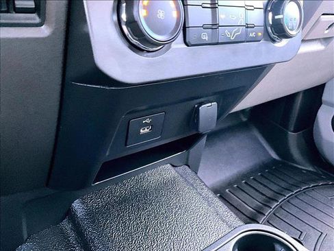 Used 2019 Ford F250 XL w/ STX Appearance Package AWD/4WD image 23