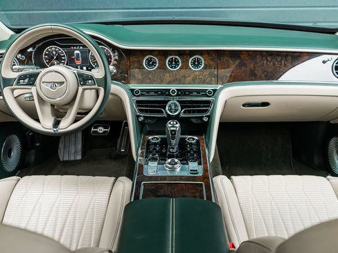 Certified 2020 Bentley Flying Spur W12 AWD/4WD image 4