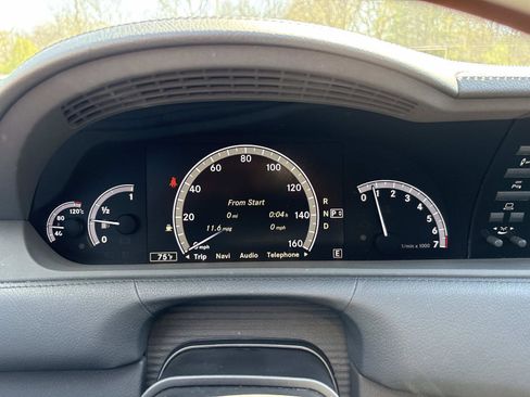 Used 2014 Mercedes-Benz CL 550 4MATIC image 23