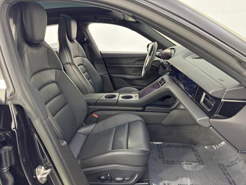 Used 2023 Porsche Taycan 4S w/ Premium Package image 14