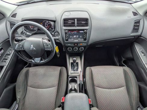 Used 2018 Mitsubishi Outlander Sport LE FWD image 20