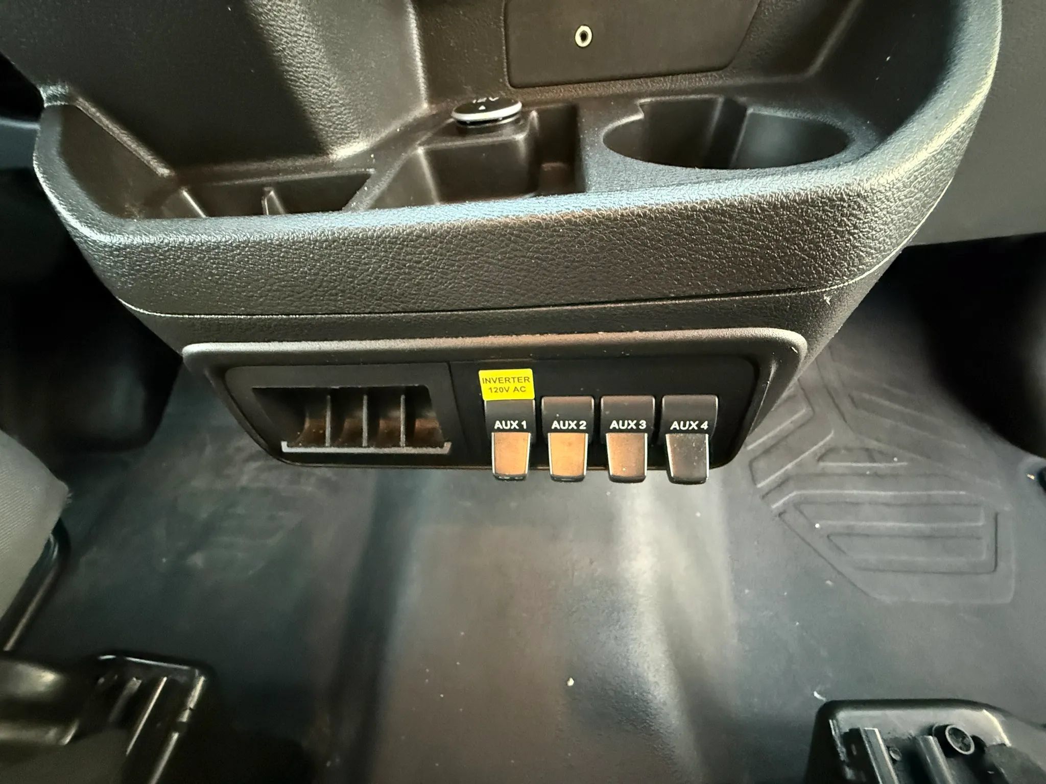Used 2018 Ford Transit 350 148 Low Roof RWD image 18
