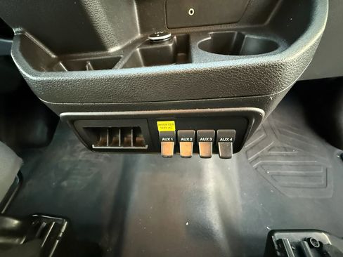 Used 2018 Ford Transit 350 148 Low Roof RWD image 18