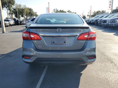 Used 2017 Nissan Sentra S w/ S Style Package image 9