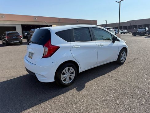 Used 2018 Nissan Versa Note S FWD image 5