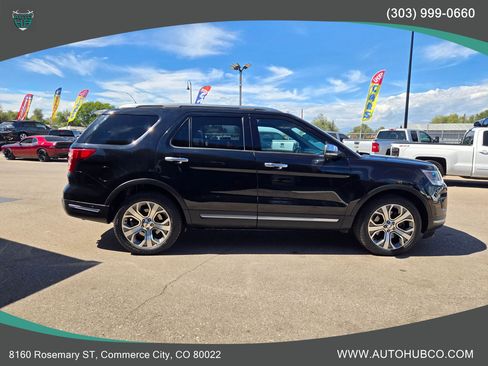 Used 2019 Ford Explorer Platinum AWD/4WD image 4