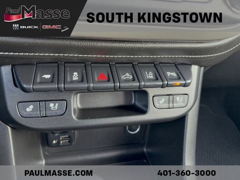 Used 2022 GMC Canyon Denali image 13