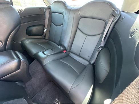 Used 2014 INFINITI Q60 Convertible w/ Premium Package RWD image 9