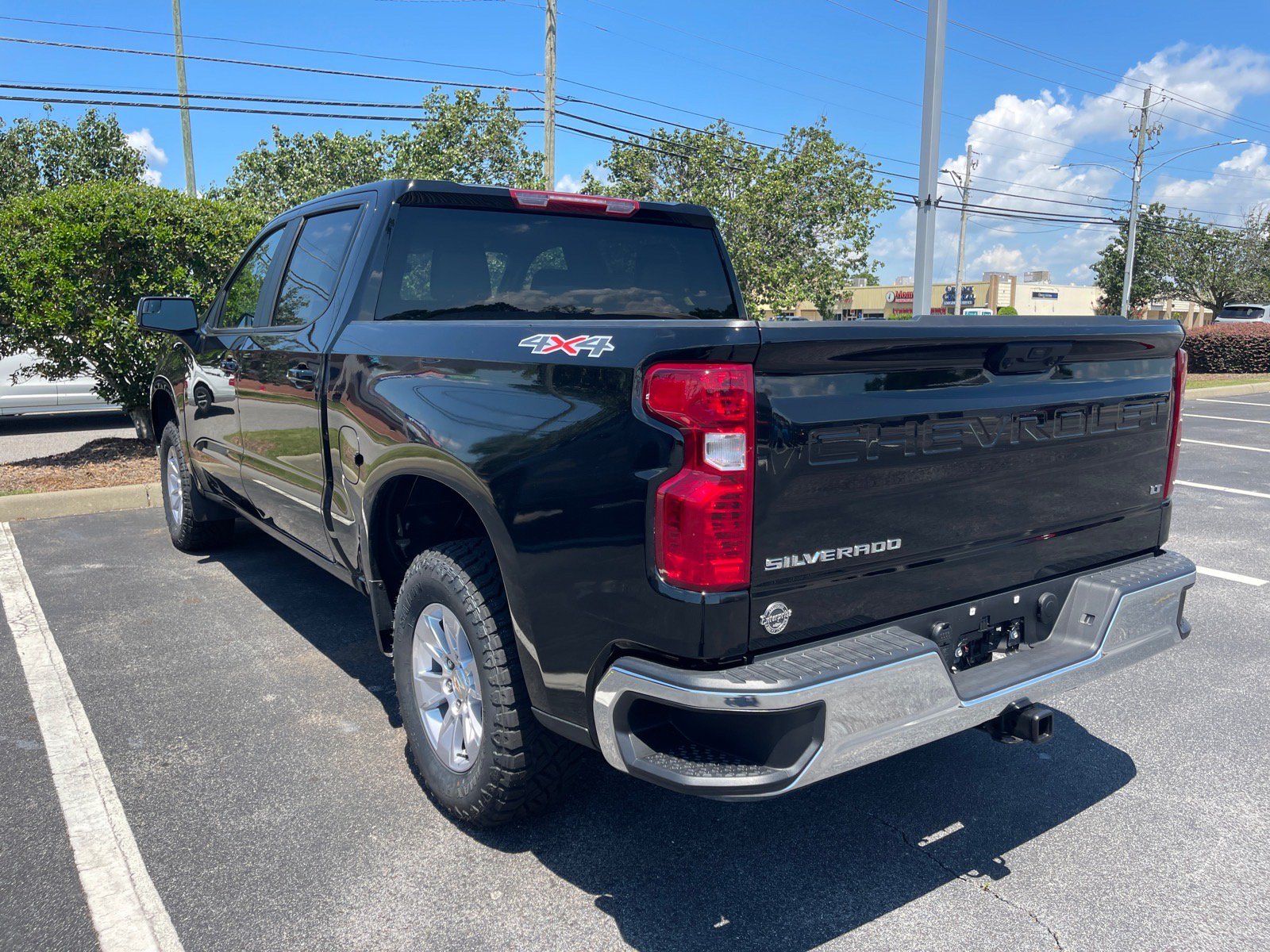 Used 2026 Chevrolet Silverado 1500 LT AWD/4WD image 12