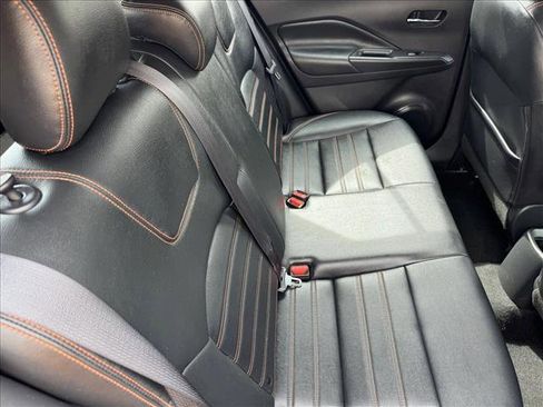 Used 2019 Nissan Kicks SR w/ SR Premium Package image 17