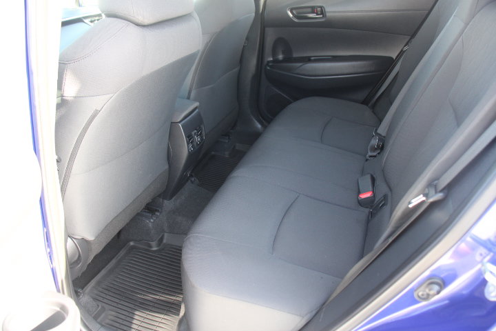 Certified 2025 Toyota Corolla Cross LE FWD image 13