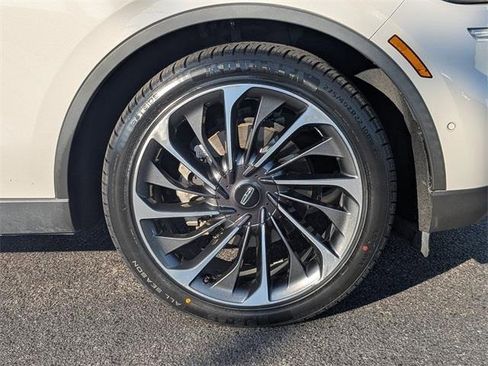 Used 2021 Lincoln Aviator Reserve w/ Equipment Group 201A image 11