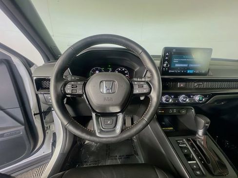 Used 2025 Honda CR-V Sport Touring image 14