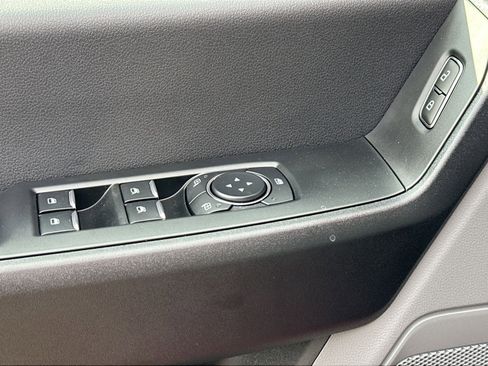 New 2026 Ford F250 XL w/ XL Chrome Package image 16