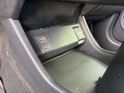 Used 2021 Honda HR-V EX image 22