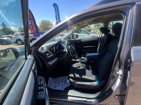 Used 2018 Subaru Outback 2.5i Premium AWD/4WD image 18